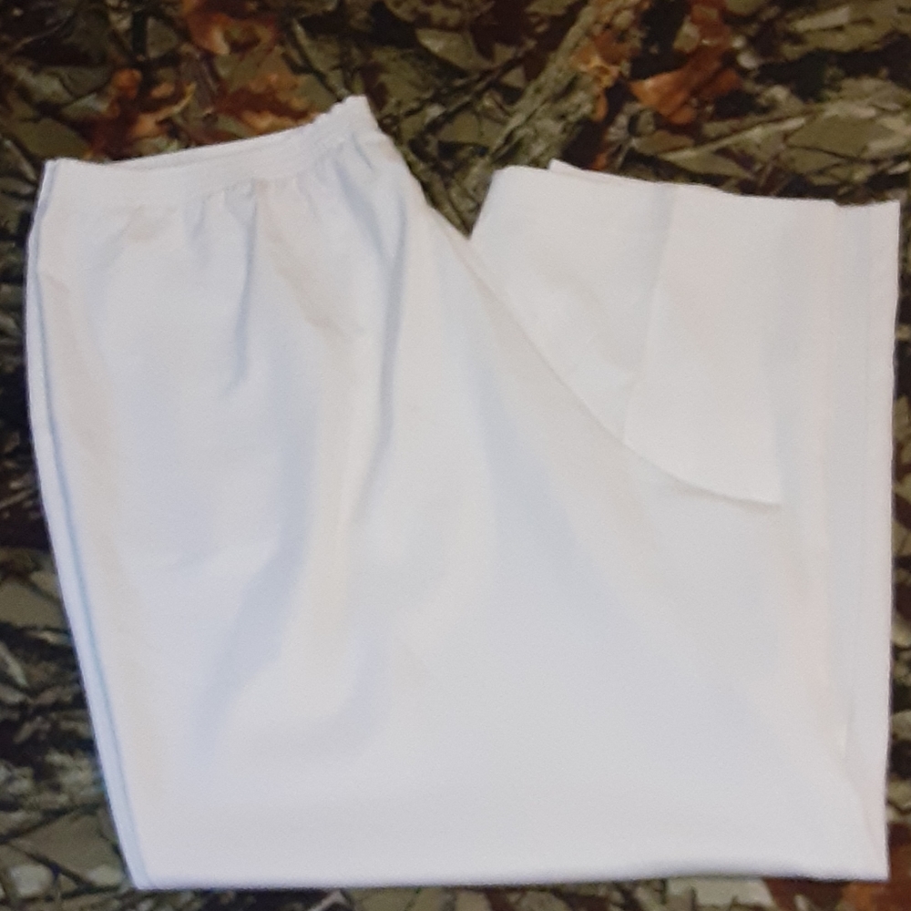 White Alfred Dunner Pants